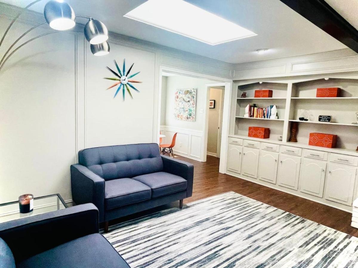 Holiday home 5 Star House - Chic Mid-century Modern Luxury *